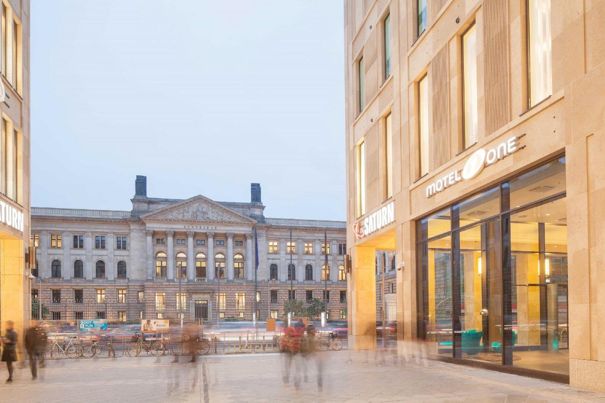 Motel One Berlin-Potsdamer Platz Exterior foto